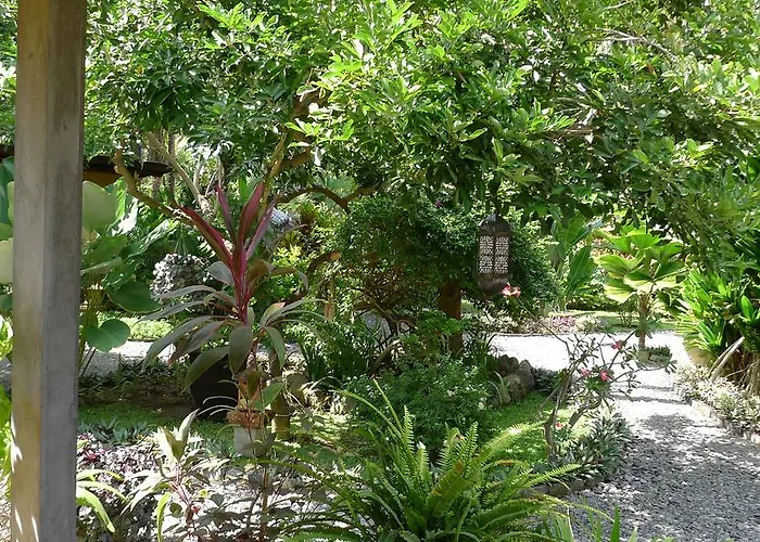 Taman Ayu 4*
