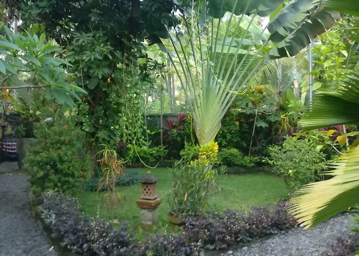 Taman Ayu 4* テジャクラ